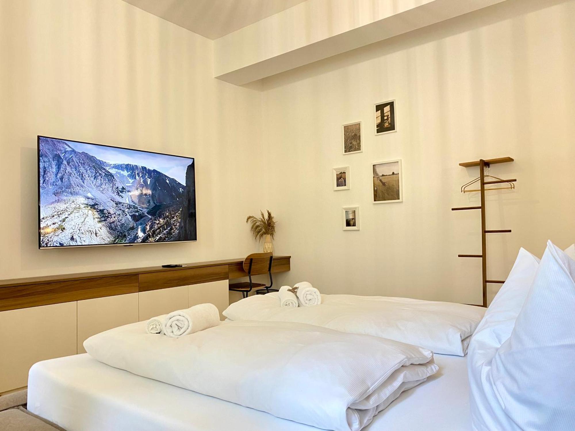フュッセンLoft Am Lech I Rollstuhlgerecht I Tiefgarage I Kueche I Terrasseアパートメント エクステリア 写真